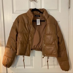 NWT | Cropped brown faux leather puffer jacket